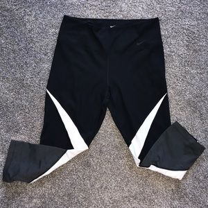 Nike crop leggings